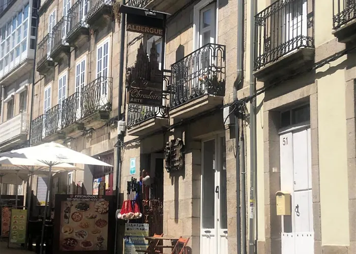 Daire Estudios Rua Maior, 49-2a *