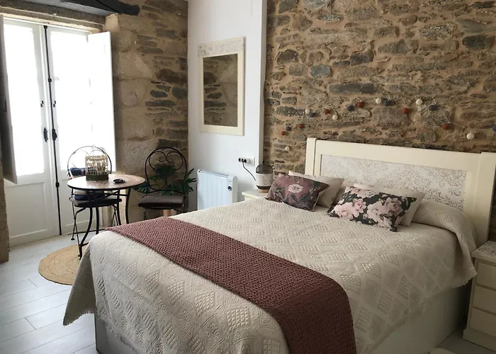 Estudios Rua Maior, 49-2a Daire *